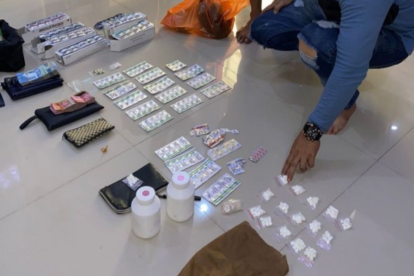 Polda Sulsel Tangkap Pasutri di Bone Pengedar Obat Psikotropika