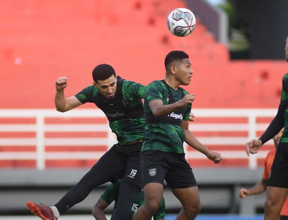 Pelatih Anyar Borneo FC Menggali Potensi para Pemain