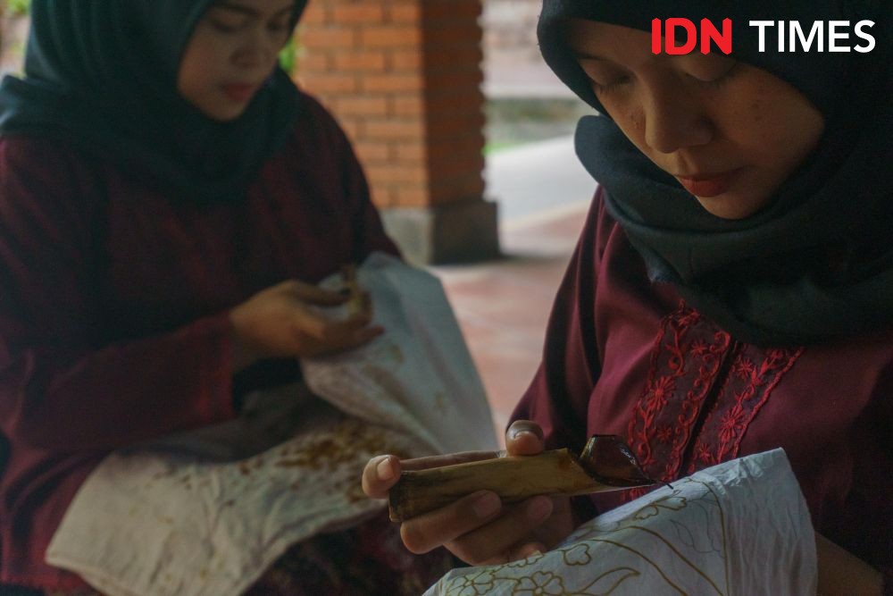 10 Potret Kegiatan Sanggar Pembuat 219 Motif Batik Khas Semarangan