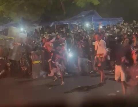 Diangkut 4 Baracuda, Persebaya Tiba di Surabaya Dini Hari