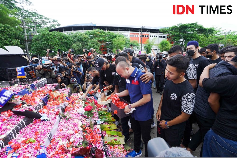 Menyelami Suporter Bola Indonesia, Cinta dan Loyalitas Tanpa Batas