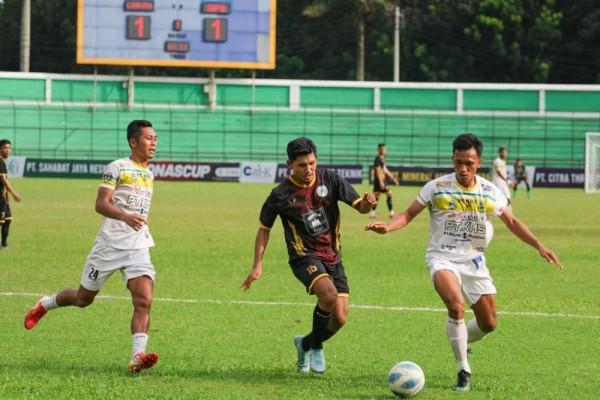 Gelora Sinomba dan Perisai FC ke Semi Final Bonas Cup