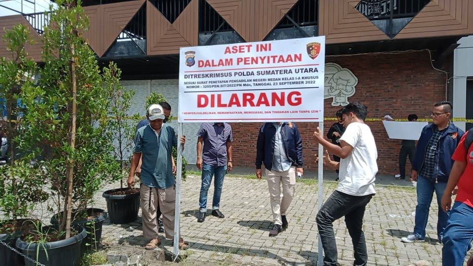 Bos Judi Online Sumut Ditangkap, Keluarga Diduga Kabur dari Medan
