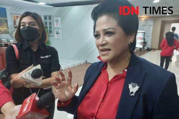 Connie Bakrie Kritisi Pergantian Panglima Terlalu Cepat