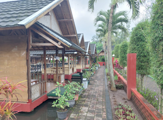 Tempat Makan Lesehan di Garut Menyajikan Makanan Khas Sunda 