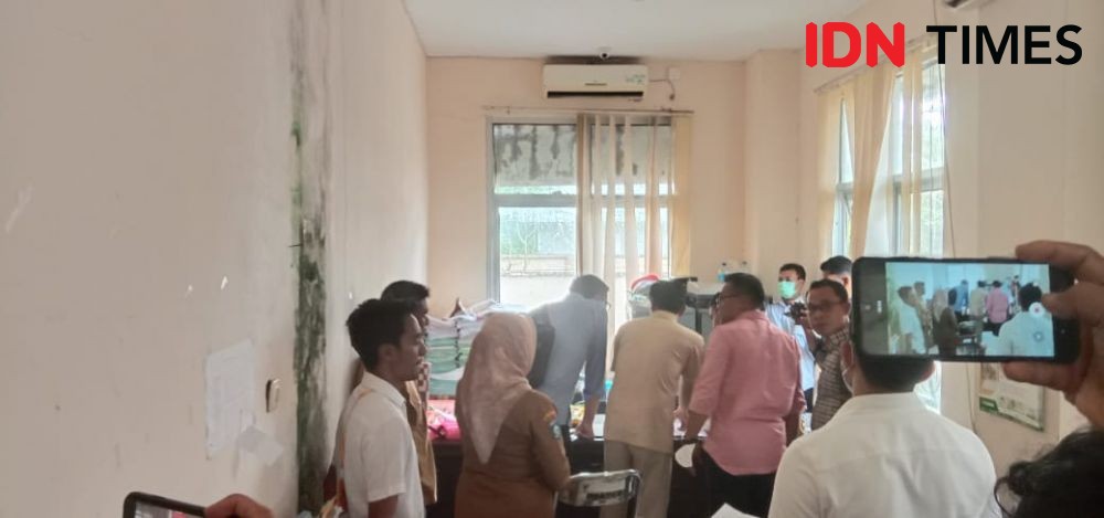 Kasus OTT Pungli, Penyidik Geledah Kantor Disdag Kota Mataram