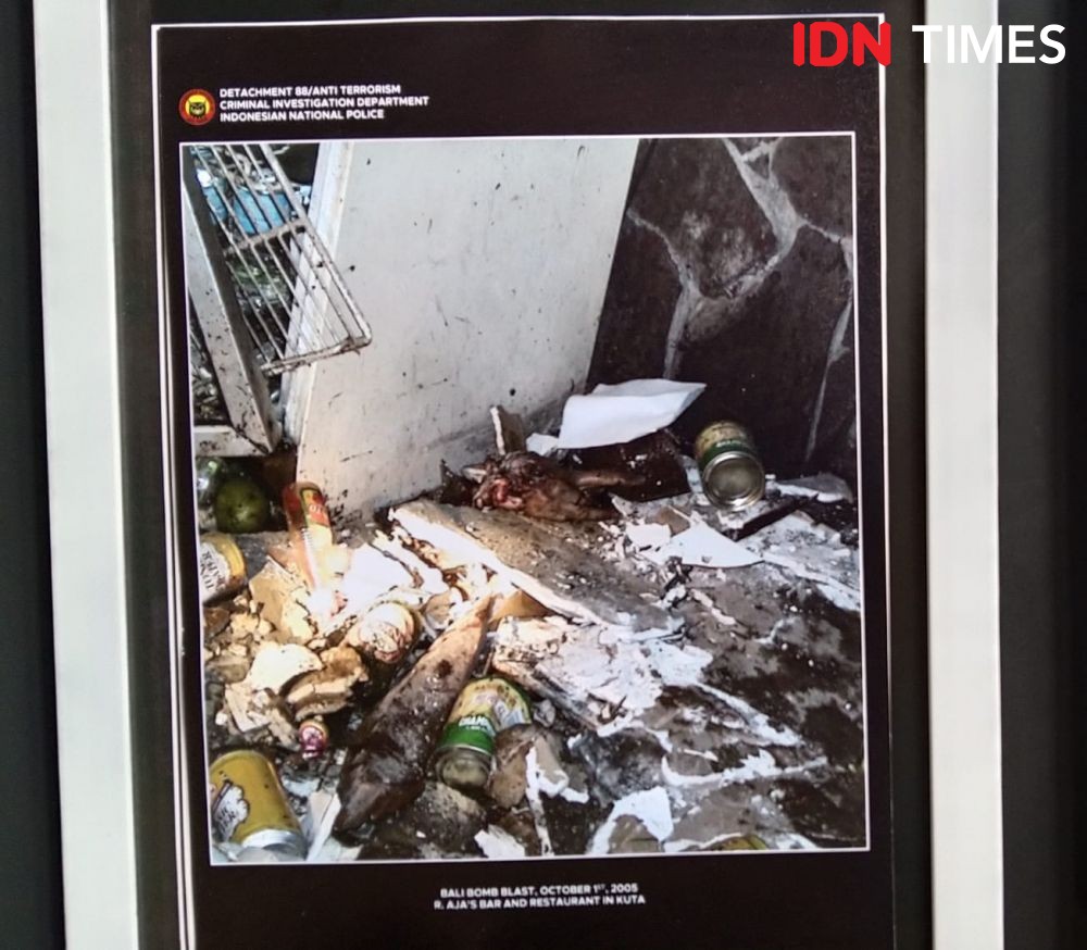 13 Potret Tragedi Bom Bali, 202 Orang Meninggal Dunia