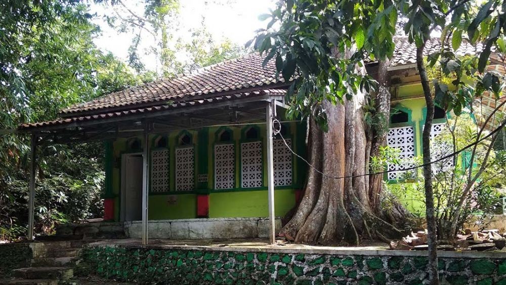 5 Tempat Wisata Religi di Tasikmalaya, Ada Masjid Hingga Makam!