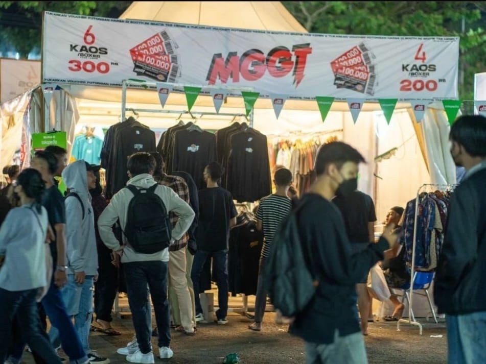 Cari Outfit Lokal? Nih Simak Festival Clothing Produk Indonesia
