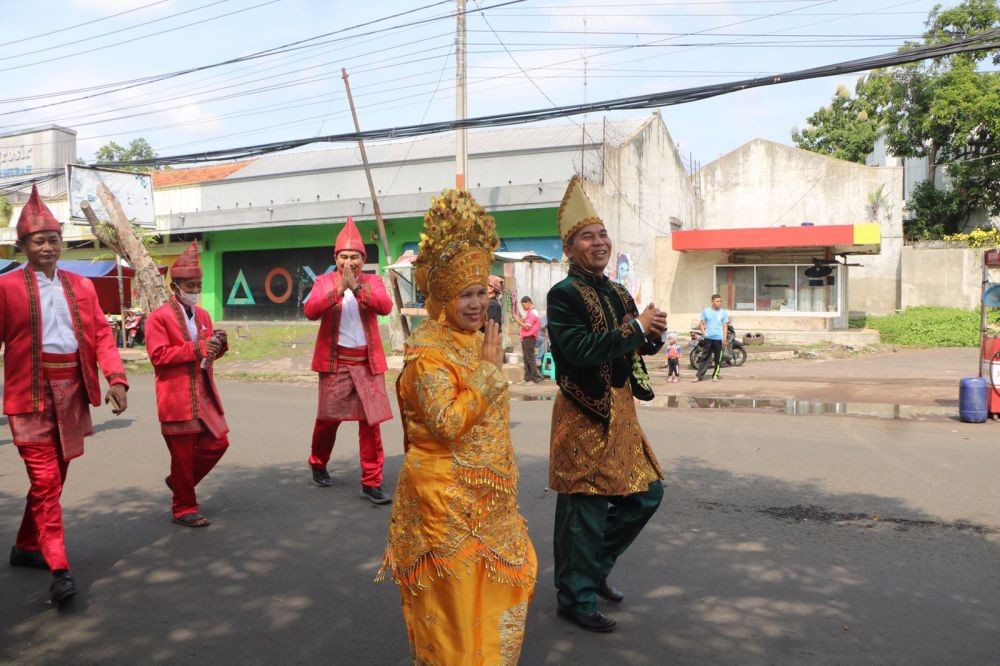 Ramaikan Festival Panghid 62, Siswa SMANSA Pamer Kostum Negeri Dongeng