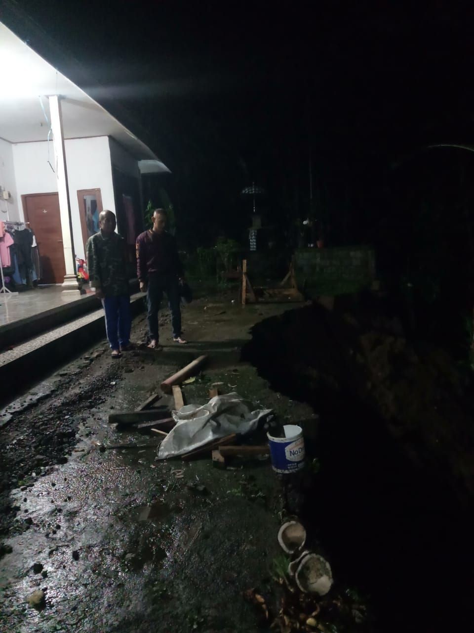 Potret Bencana di Kabupaten Badung, Pura Hanyut Dibawa Air Bah