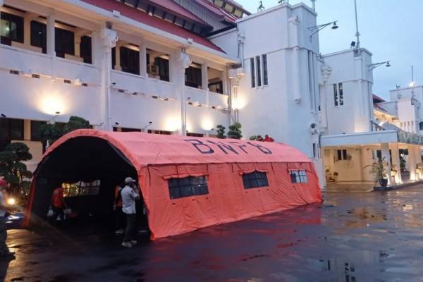 Banjir Di Jatim, Warga Surabaya Bisa Salurkan Bantuan