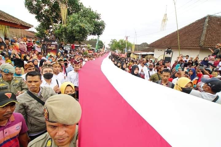 Tolak Bala Lombok, Ada Parade 5.000 Dulang dan Merah Putih 250 Meter