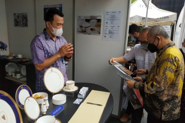 Investasi di Industri Keramik Semester I 2022 Capai Rp17,7 Triliun