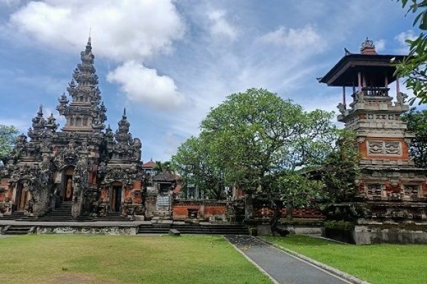 Taman Werdhi Budaya Art Center: Lokasi dan Daya Tariknya