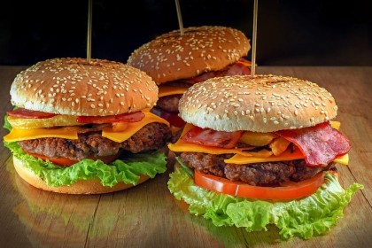 Sudah Tahu 10 Kesalahan Umum Membuat Burger Wajib Dihindari Ini
