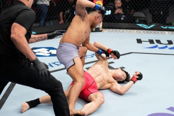 3 Faktor yang Buat Jeka Saragih Bisa ke Final Road to UFC 