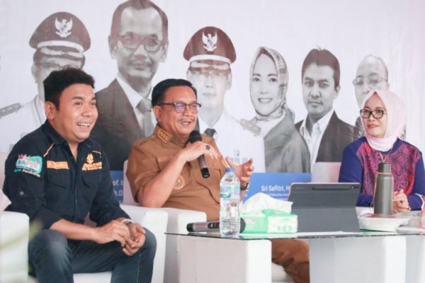 Stafsus Presiden Dukung Pijar Telkom Jadikan Bitung Kota Pintar