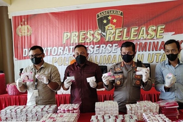Polisi Gagalkan Peredaran Kosmetik Ilegal Asal Malaysia di Tarakan