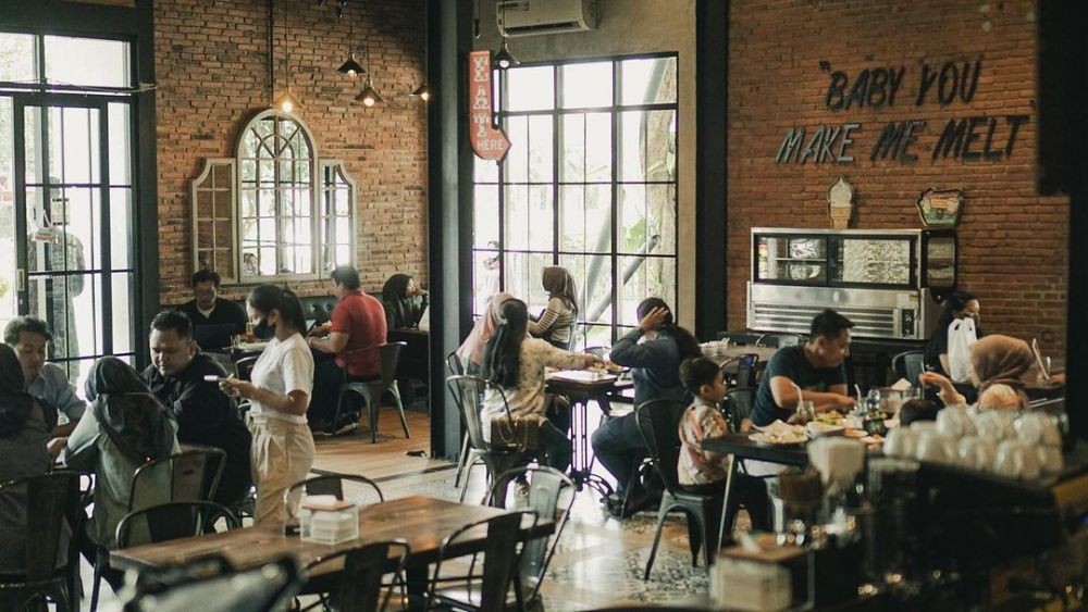 10 Rekomendasi Kafe yang Instagramable di Blitar