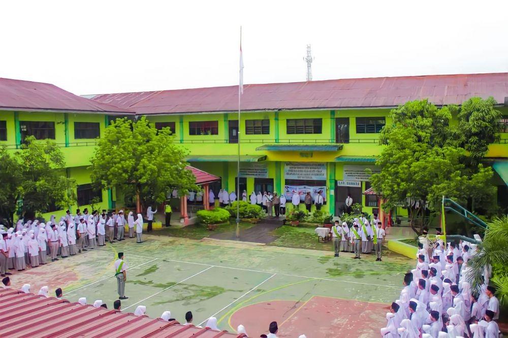 Pelajar MAN Binjai Unjuk Rasa, Desak Kepala Sekolah Turun dari Jabatan