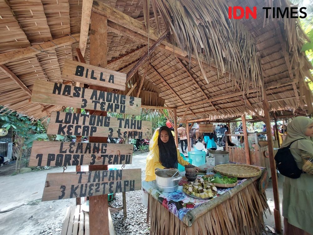 Pasar Kamu di Pantai Labu, Kumpulkan Rp90 Juta Per Lima Jam