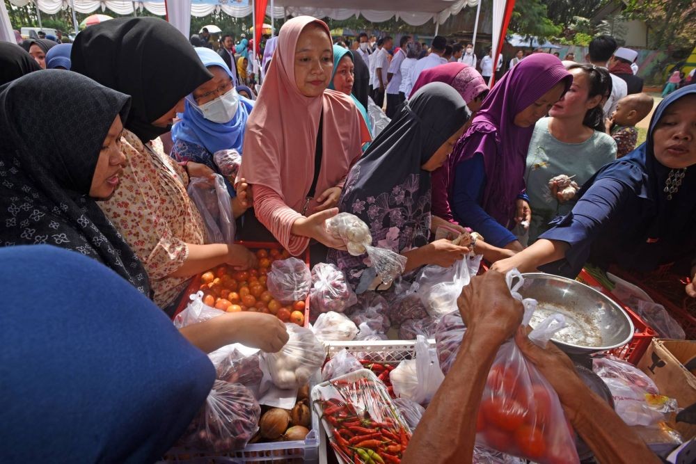 Jokowi Heran Harga di Pasar Cilegon Lebih Mahal dari Boyolali