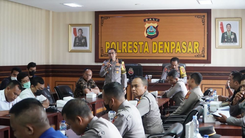 558 Personel Diterjunkan, Polresta Denpasar Gelar Tactical Wall Game
