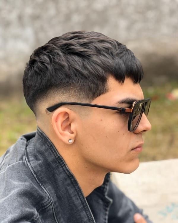 35 Model Rambut Pendek Pria 2023, Tetap Rapi dan Stylish!