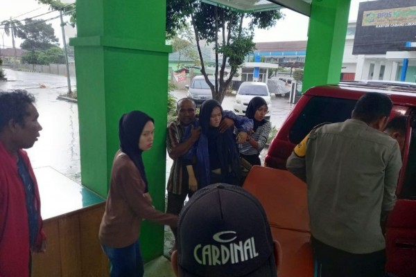 Berteduh Saat Hujan, Mahasiswi di Sumsel Tewas Disambar Petir