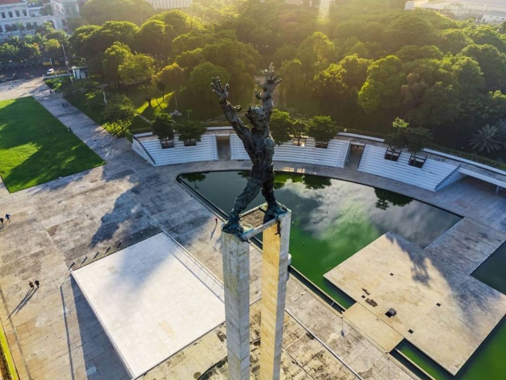 7 Taman di Jakarta yang Asyik buat Piknik, Adem dan Murah Meriah