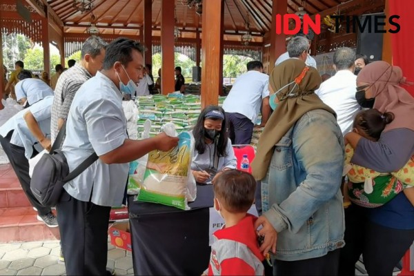 Pasar Murah 5 Daerah Di Solo Paket Sembako Cuma Rp25 Ribu