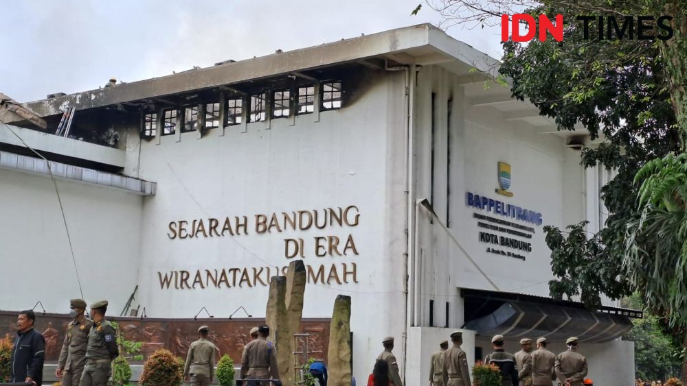Kantor Bappelitbang Bandung Kebakaran, Ridwan Kamil Prihatin