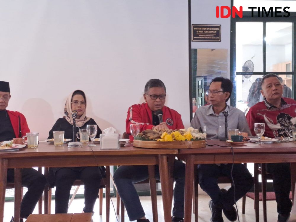 Soal Jatah Presiden ke Prabowo, Hasto: Pak Jokowi Hanya Memuji