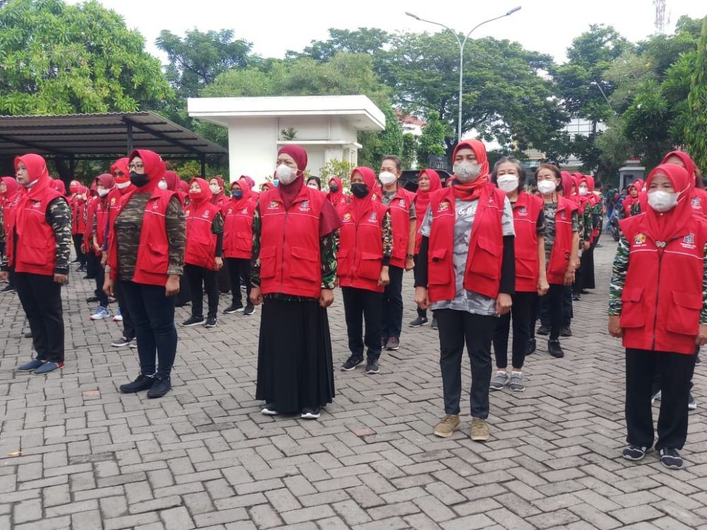 Makna Hari Pahlawan Bagi Khofifah, Eri, hingga Emak-emak Surabaya