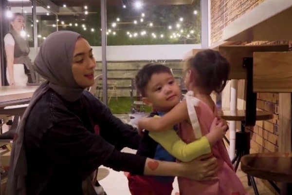10 Momen Playdate Anak Citra Kirana dan Bungsu Mona Ratuliu, Gemas!