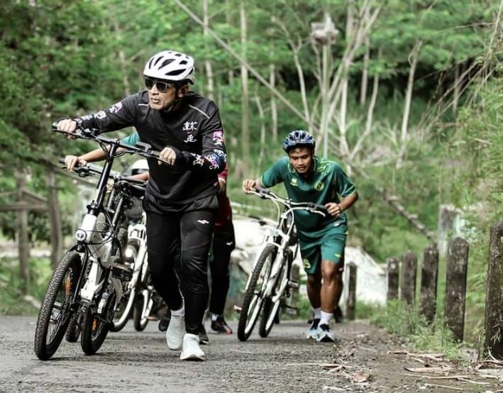 Libur Kompetisi, Pemain PSS Sleman Pilih Bersepeda ke Kaliurang   