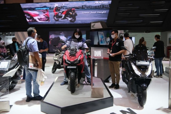 Laris Manis, Honda Vario dan Scoopy Jadi Primadona di IMOS 2022