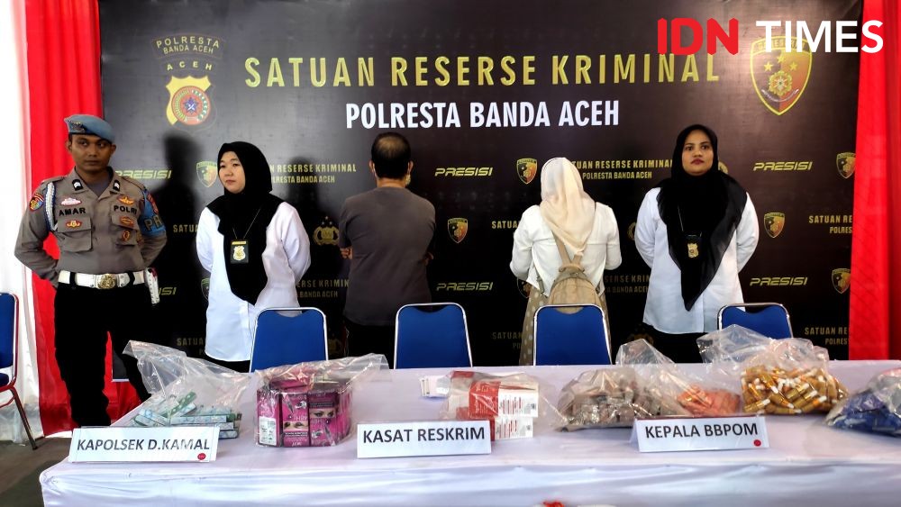 Jual Kosmetik Ilegal dan Berbahaya di Aceh, Pasutri Ditangkap Polisi