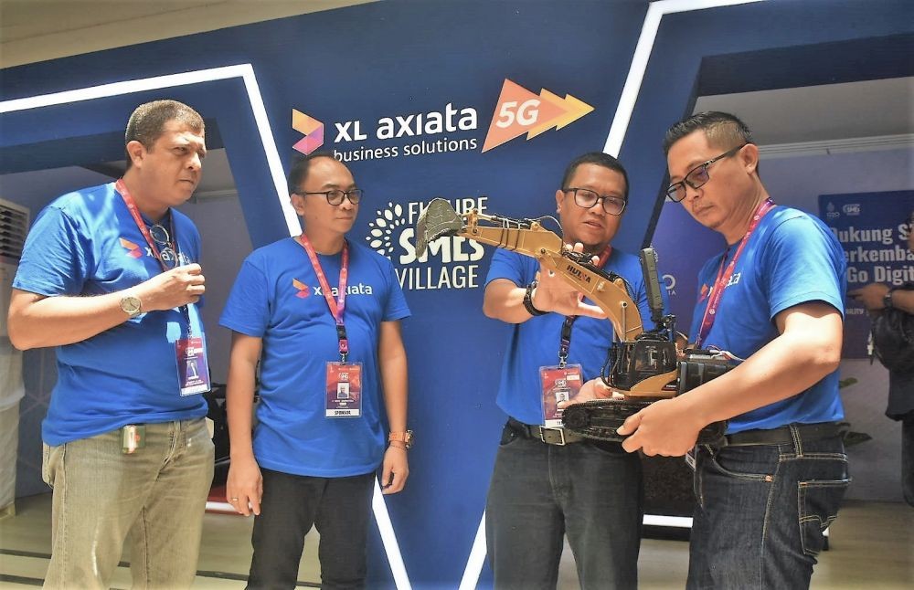 XL Axiata Business Solutions Unjuk Solusi 5G Smart Mining

dan UMKM