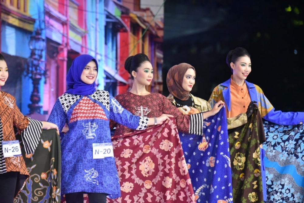 Batik Surabaya Dipamerkan Lewat Konser, Bakal Dipakai BCL 