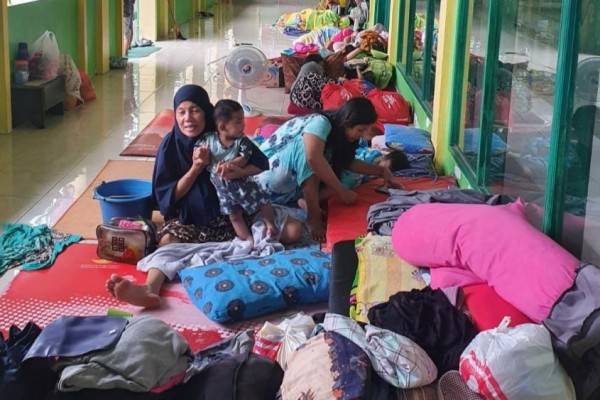 598 Orang Di Makassar Mengungsi Akibat Banjir