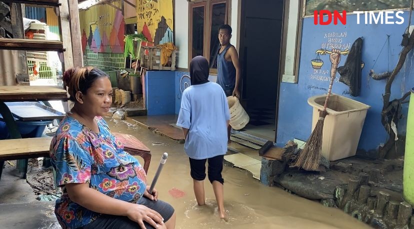 Banjir di Medan, Rumah Warga Penuh Lumpur