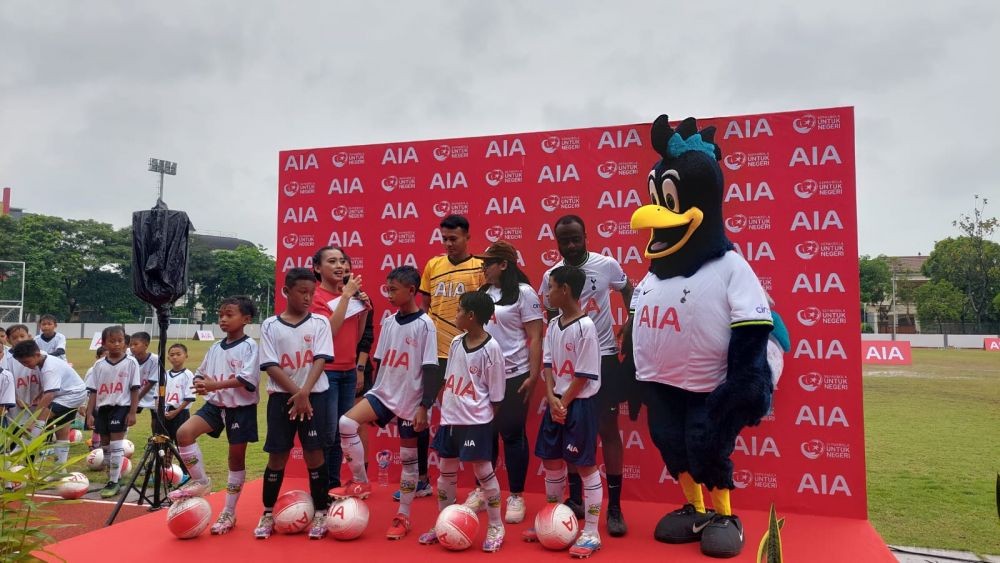 100 Arek Suroboyo Ikut Latihan Akademi Spurs