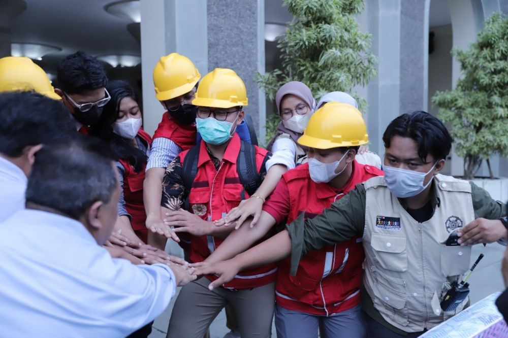 UGM Kirim Tim Respon Cepat, Bantu Penanganan Gempa Bumi Cianjur