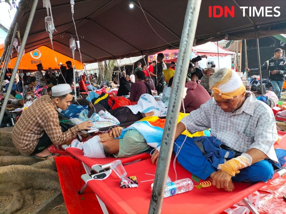 Dinsos Jabar Minta Warga Tak Timbun Bantuan untuk Gempa Cianjur