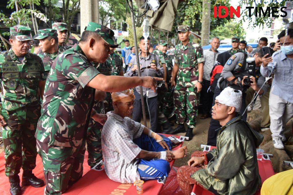 Pegawai Bapenda Jabar dan Samsat Urunan untuk Korban Gempa Cianjur