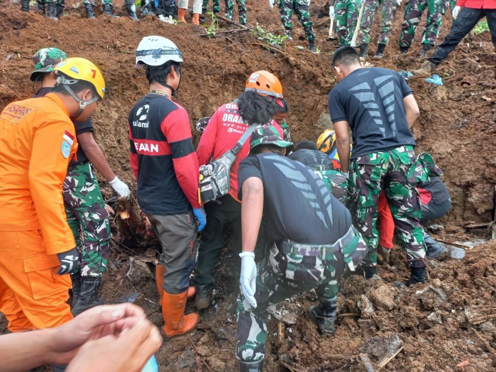 Gempa Cianjur, Desa Sukamanah Cugenang Masih Terisolasi