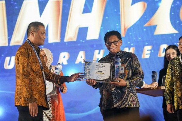 Pemda Daerah Istimewa Yogyakarta Sabet 4 Piala Anugerah Media Humas