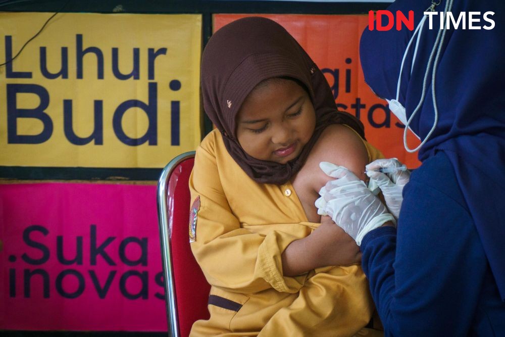 10 Potret Imunisasi Lanjutan Anak SD di Semarang Biar Kebal Penyakit